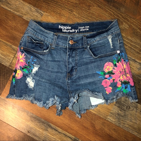 hippie laundry Pants - Floral Denim Shorts